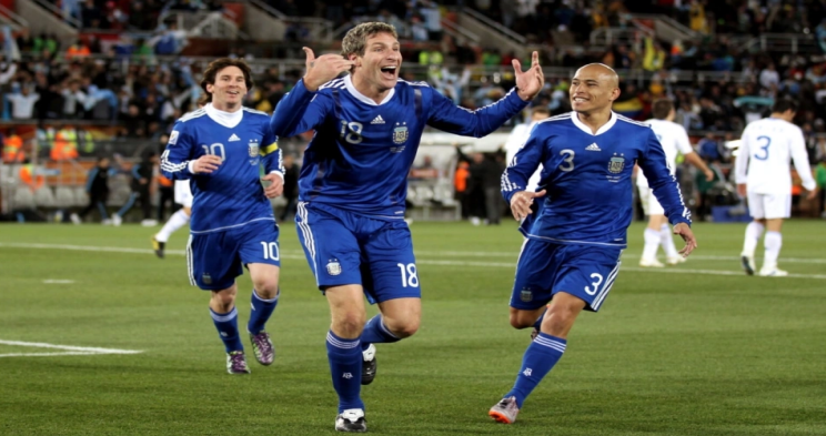 蓬特赫尼尔vs马拉加B队直播_无插件蓬特赫尼尔vs马拉加B队直播赛事观看_在线蓬特赫尼尔vs马拉加B队直播频道-24直播